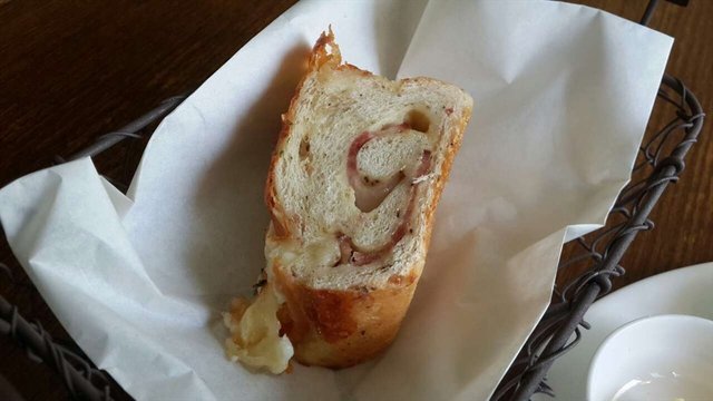 餐前面包