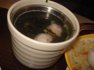虾肉鱼丸汤