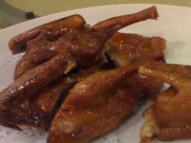 沙田红烧乳鸽(特价)