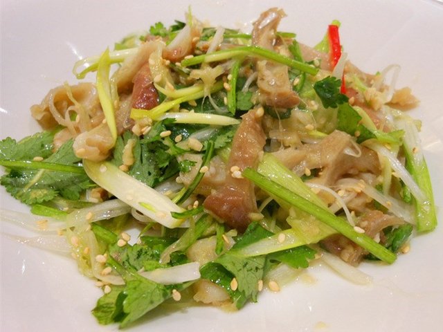 香茜沙姜捞猪肚