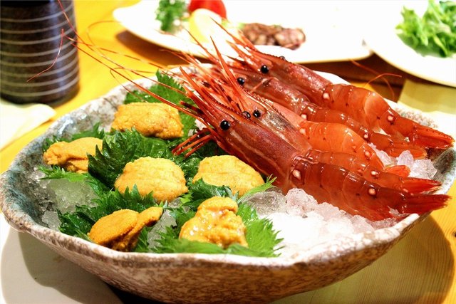 牡丹虾和海胆