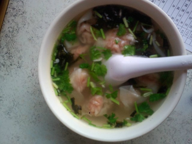 鲜肉馄饨
