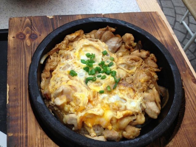 照烧鸡腿饭