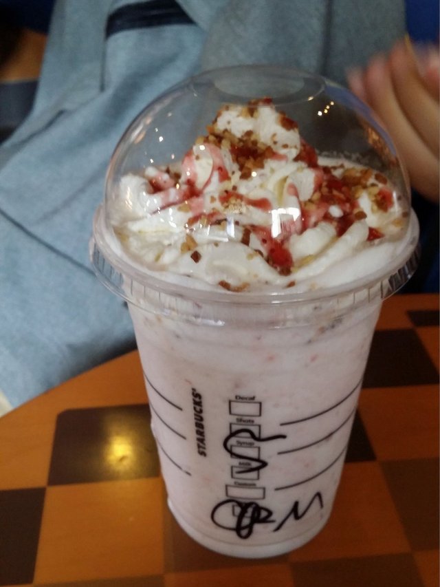 草莓芝士奶星冰乐