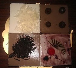 四拼蛋糕
