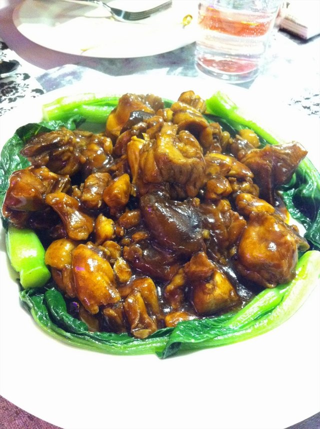 盎然咕菇鸡