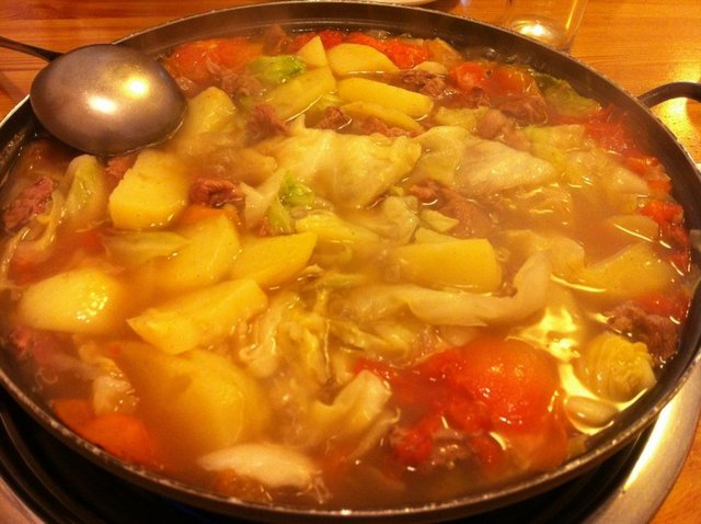 牛肉锅，不好吃