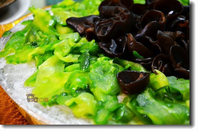 苦瓜刺身,木耳搅拌