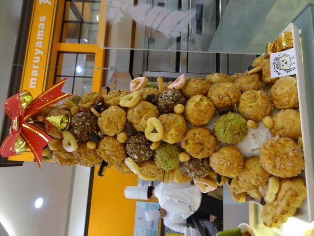 泡芙圣诞树