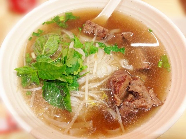 牛腩河粉