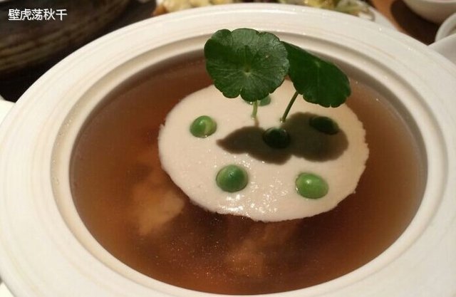小荷听春雨