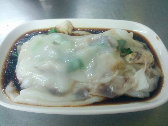 很一般，只有四片鱼片，而且很容易碎，下次都唔吃鱼片肠了！！拉肠还算滑，总体一般般。个人不推荐！！