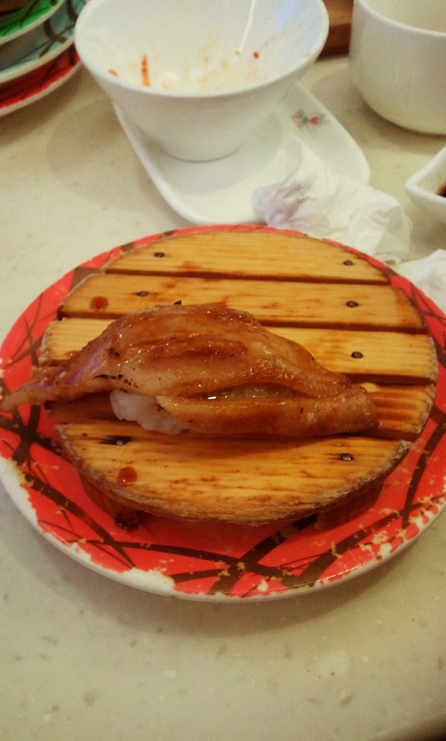 伊秀手握寿司