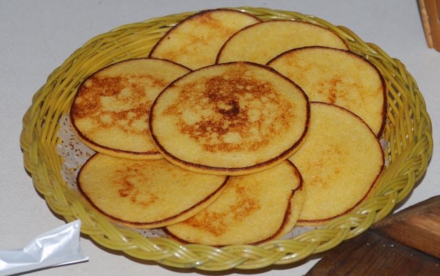 贴饼子