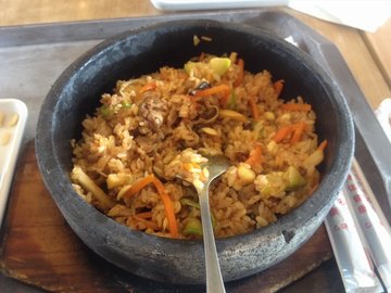 吾桑格石锅拌饭
