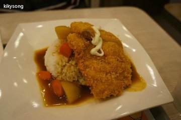 咖喱鸡排饭