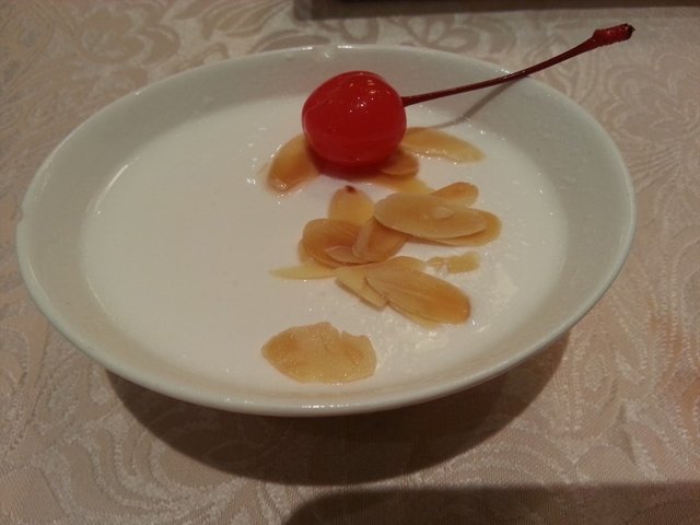 杏仁豆腐
