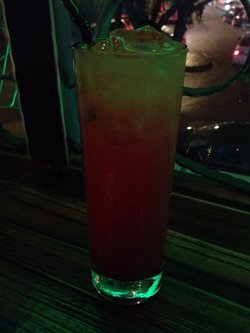 名字十分吸引人，味道有点酸酸的，还不错。