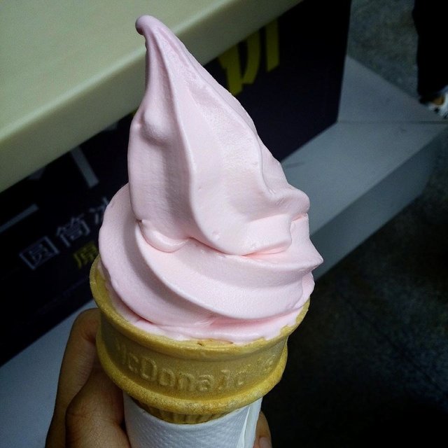樱花雪糕