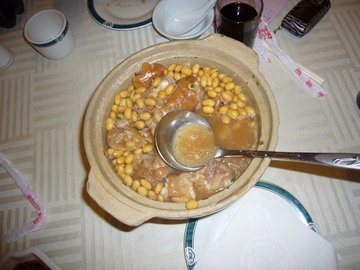 黄豆炖猪手