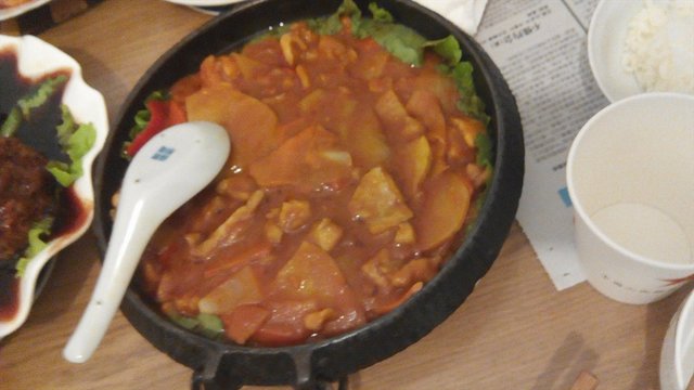 石锅咖喱鸡球