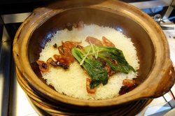 皇上皇腊味煲仔饭