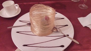 芝麻冰淇淋佐椰香奶酪