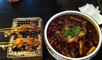 碳烤蛙和金牌馋嘴蛙