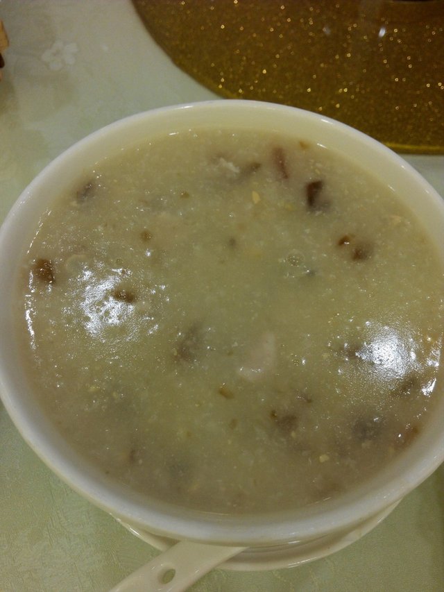 皮蛋瘦肉粥