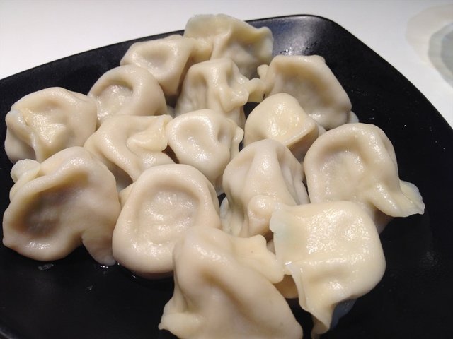 手工芹菜猪肉水饺