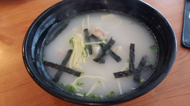 骨汤鲜肉小馄饨