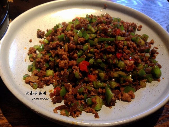 下饭神器啊，就是有点重口味，辣和咸一起。