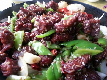 铁板牛肉粒