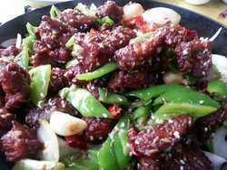 铁板牛肉粒