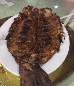 烤虹鳟鱼