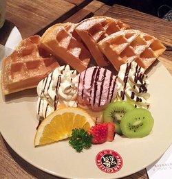 水果冰激凌松饼