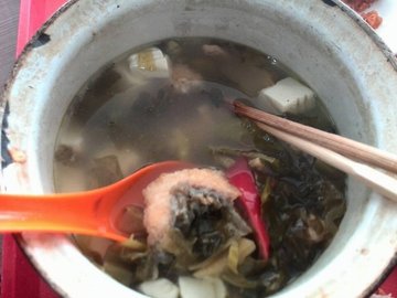 酸菜鱼砂锅
