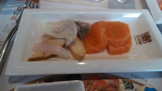 三文鱼+北极贝