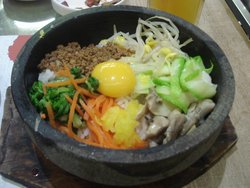 牛肉石锅拌饭