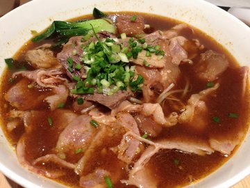 咖喱胶原腩筋牛满面