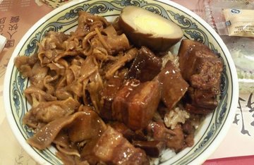 冬笋红烧肉盖饭