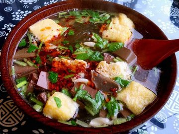 鸭血粉丝汤