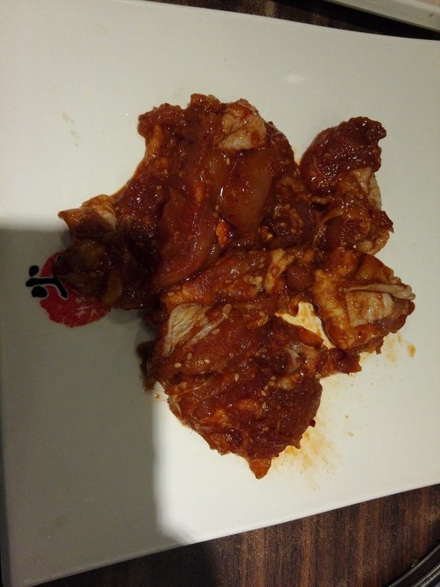特辣调味鸡肉