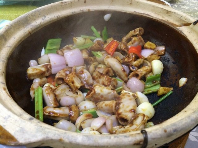 啫啫大肠煲