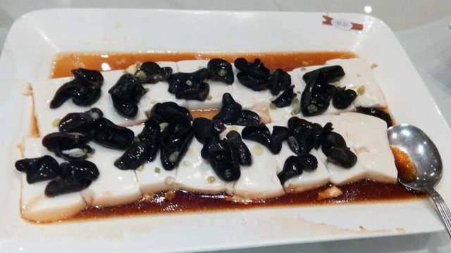 清蒸木耳豆腐