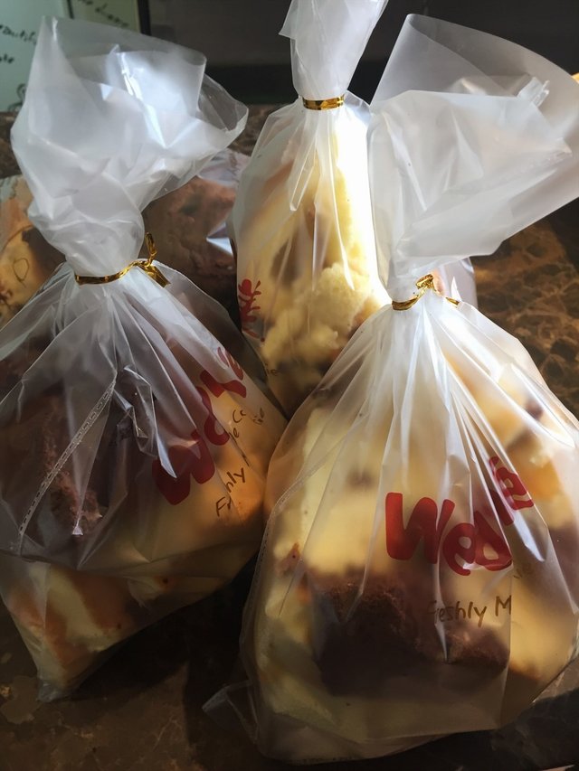 蛋糕边