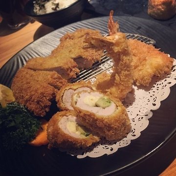 牛油果猪肉卷