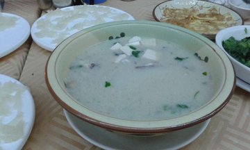 豆腐鱼头汤