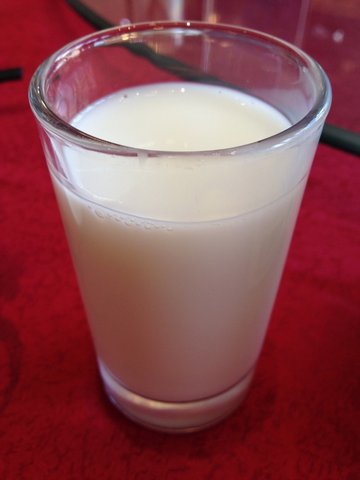 酸奶
