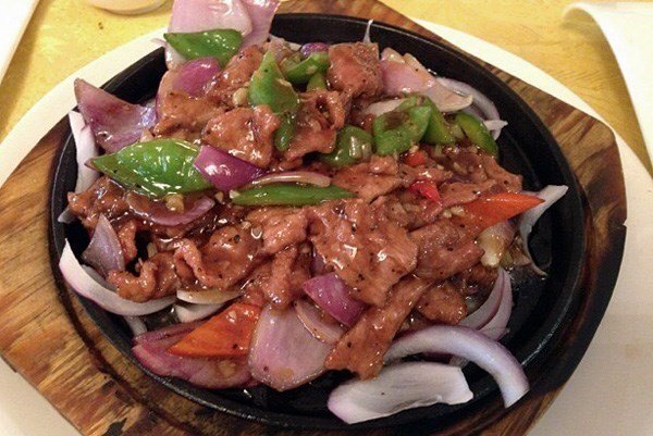 铁板黑椒牛柳